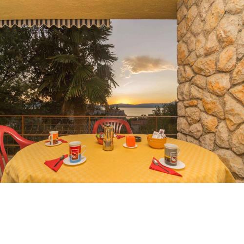 Apartment in Njivice/Insel Krk 33553