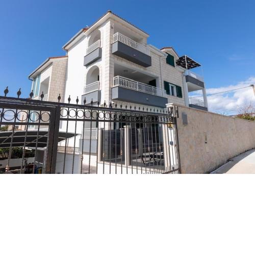 Apartment in Supetar with sea view, balcony, air conditioning, W-LAN 3553-3