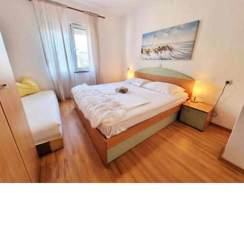 Apartment in Supetarska Draga with sea view, terrace, air conditioning, WiFi 4551-3