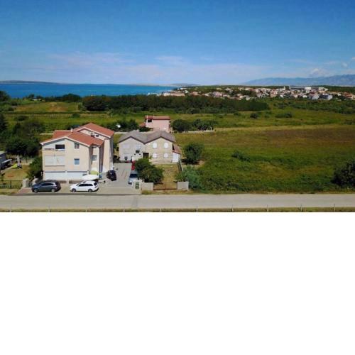 Apartment in Vrsi with Balcony, Air conditioning, Wi-Fi (4824-3)