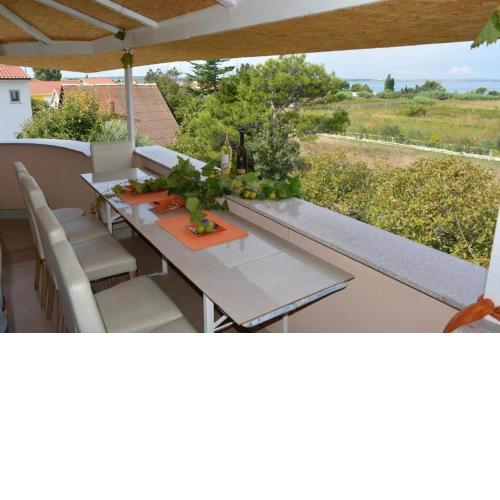 Apartment in Vrsi with sea view, terrace, air conditioning, Wi-Fi (4824-7)