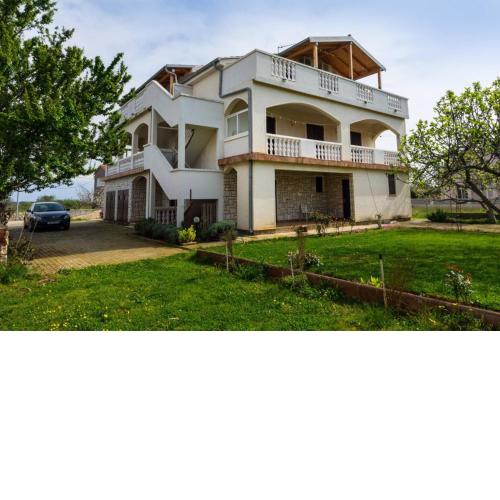 Apartment in Zaton (Zadar) with sea view, terrace, air conditioning, Wi-Fi (4814-1)