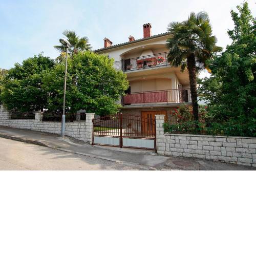 Apartment Ines