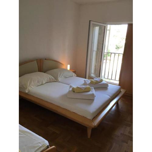 Apartment Ivanka *** - close to city centre