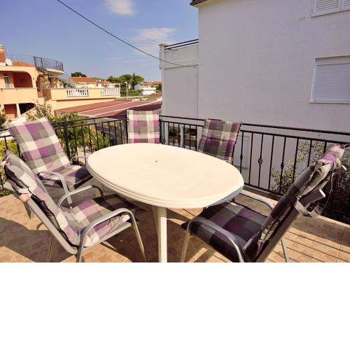 Apartment Josip-3 by Interhome