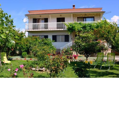 Apartment Jurat