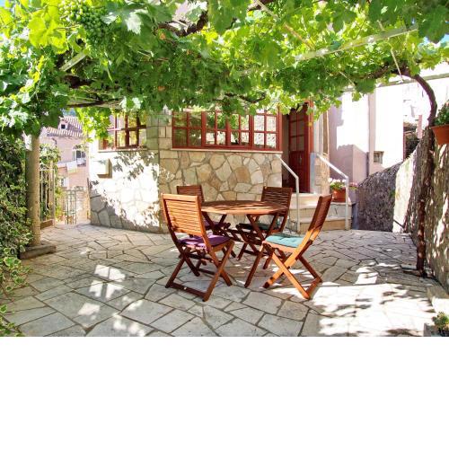 Apartment Kameo with terrace