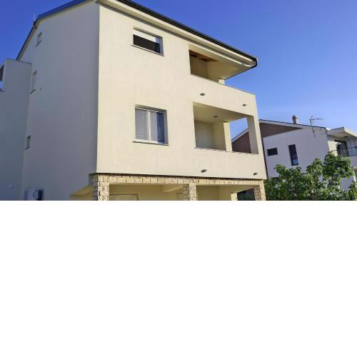 Apartment Karmen