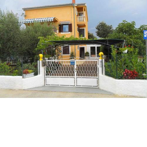Apartment Kozino 3