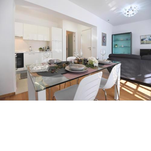 Apartment Lari