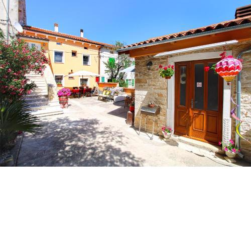 Apartment Leo 2180