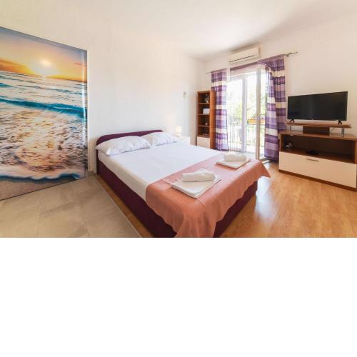 Apartment Livaja