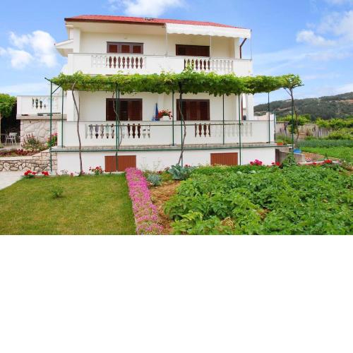 Apartment Lopar 12