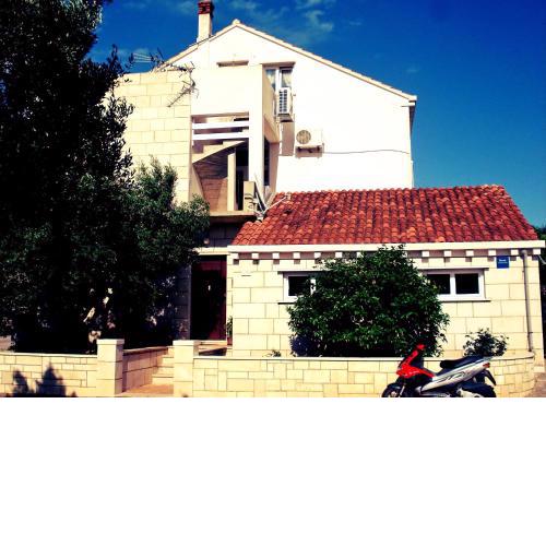Apartment Lumbarda 12839a