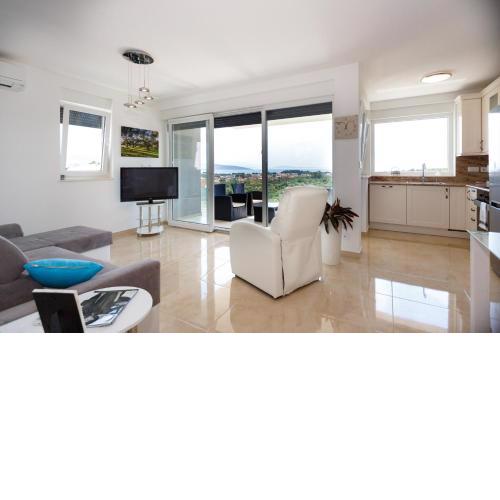 Apartment Marinela