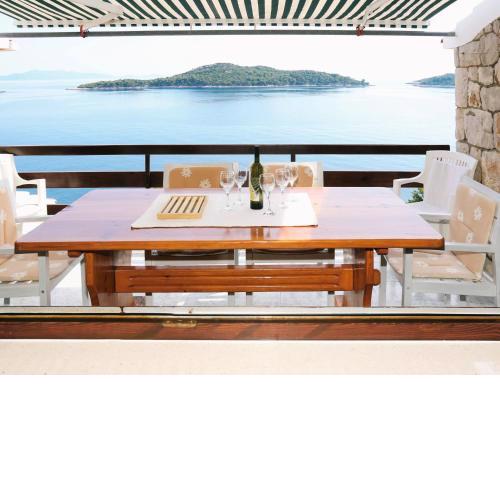 Apartment Martina-2 by Interhome