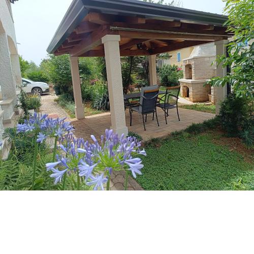 Apartment Milena
