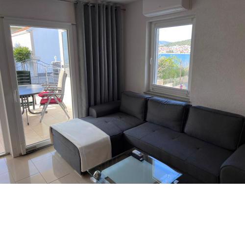 Apartment Mira - Sea view