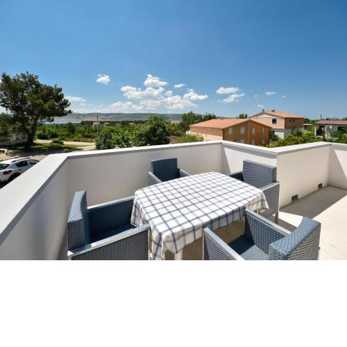 Apartment Mirjana-1 by Interhome
