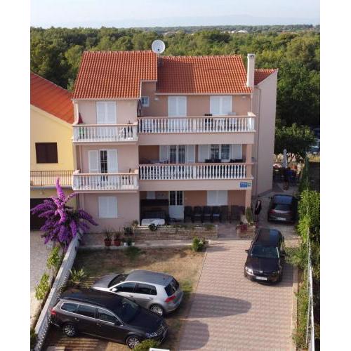 Apartment Mladen