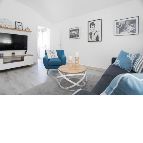 Apartment Movie