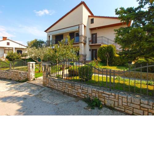 Apartment Nadia 1844