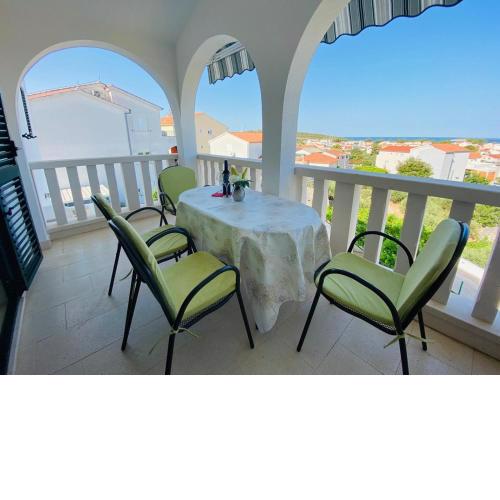 Apartment Olic