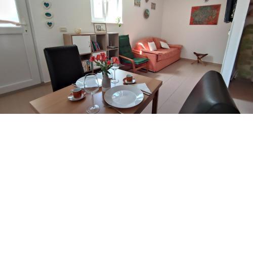 Apartment "Orangina" Sea - Nature - Relax - Ideal for Couples