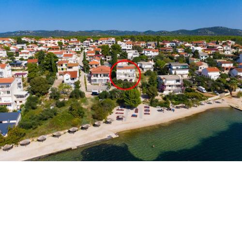 Apartment Pirovac 6447a