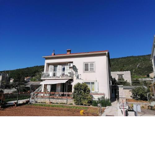 Apartment Poldrugo