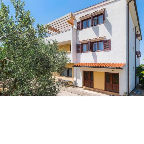 Apartment Promona Drniš