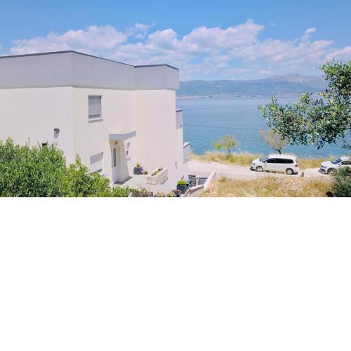 Apartment Rovci 2