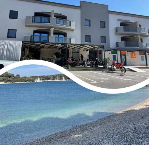 Apartment Sandy Beach - 1st row at sea