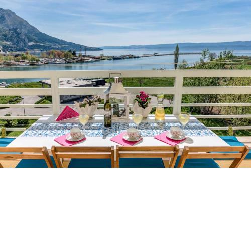 Apartment sea view Mouth Cetina