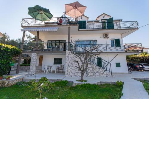 Apartment Slatine 1126b