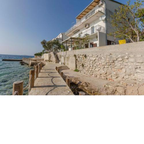 Apartment Slobodan by the sea