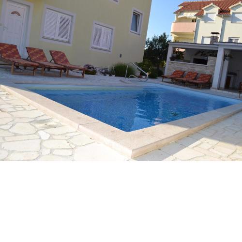 Apartment Tihomir