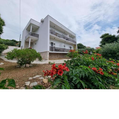 Apartment Tisno 17716b