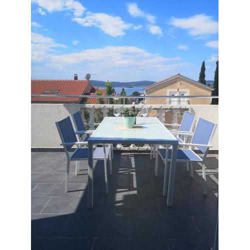 Apartment TJK
