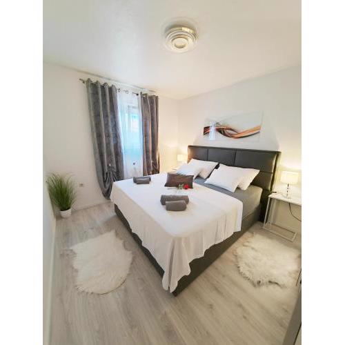 Apartment Toni with private parking