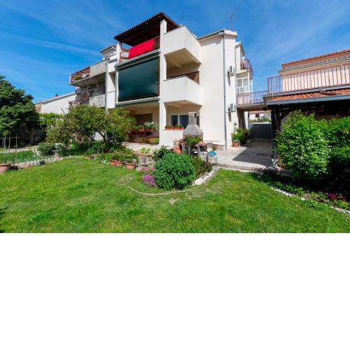 Apartment Tonia