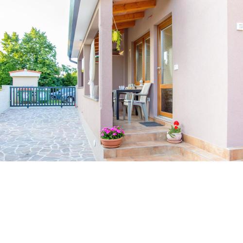 Apartment Uzelac