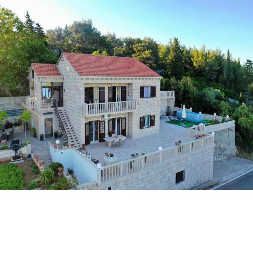 Apartment Villa Andro