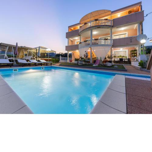 Apartment Villa Saba-2 by Interhome
