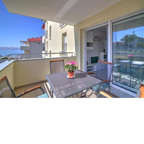 Apartment Waves-Villa Sunce
