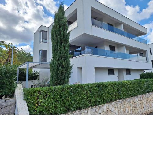 Apartment White