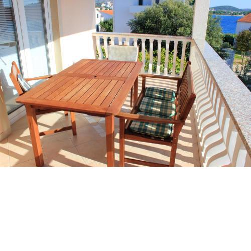 Apartment with Sea View in Zečevo Rogozničko – 65 sqm with Balcony