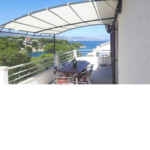Apartment With the Sea View