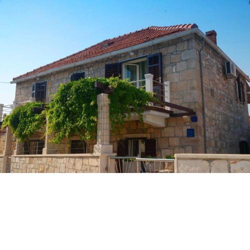 Apartment Zoran - 30 m from beach