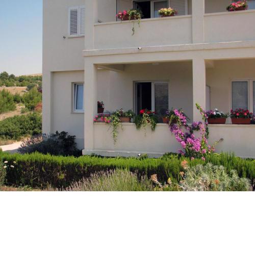 Apartments 255